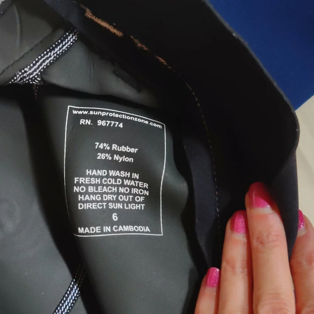 Last chance ✨Sun Protection Zone Rash Guard - Picture 3 of 3